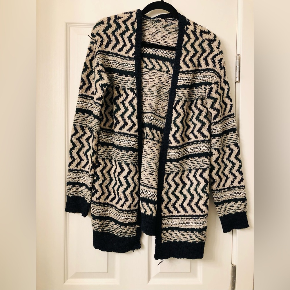 Tribal Cardigan . Size M/L